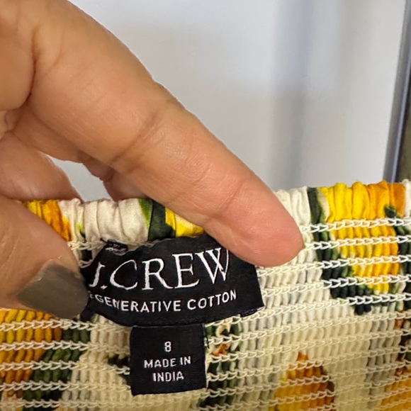 J. Crew A-line midi dress in Limoncello
100% cotton size 8
Excellent condition - Picture 4 of 11